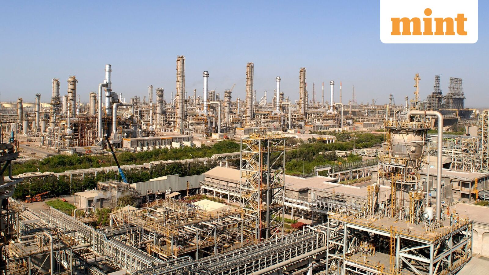 ‘Blatantly untrue’: Reliance Industries refutes reports of Russian crude vessels en route its Jamnagar refinery