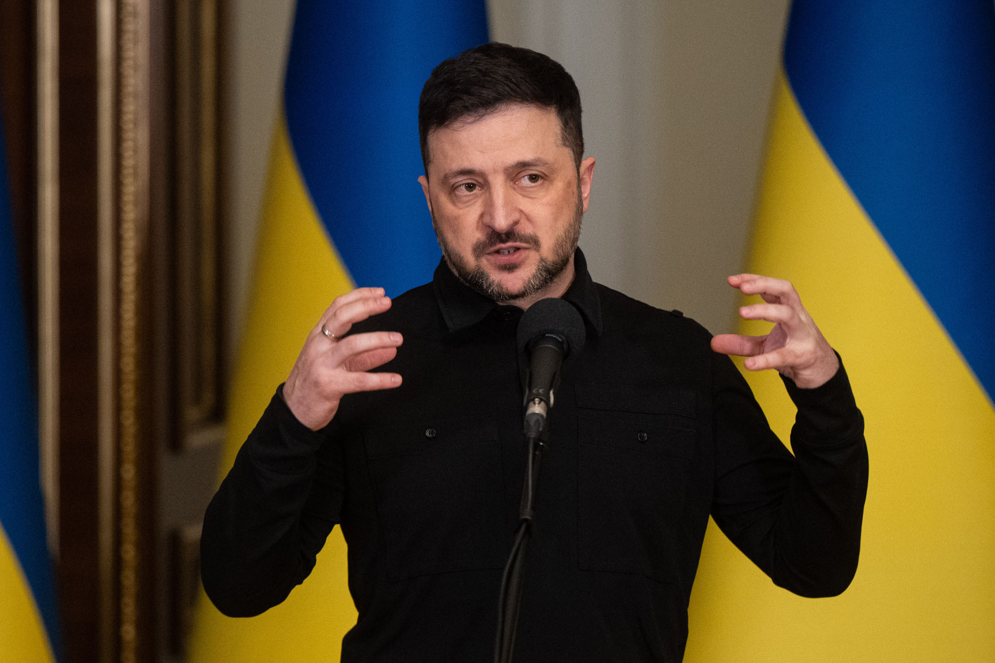 'If it's possible to deal with dictators...': Zelenskyy reacts to Trump attacking Venezuela and says 'US
