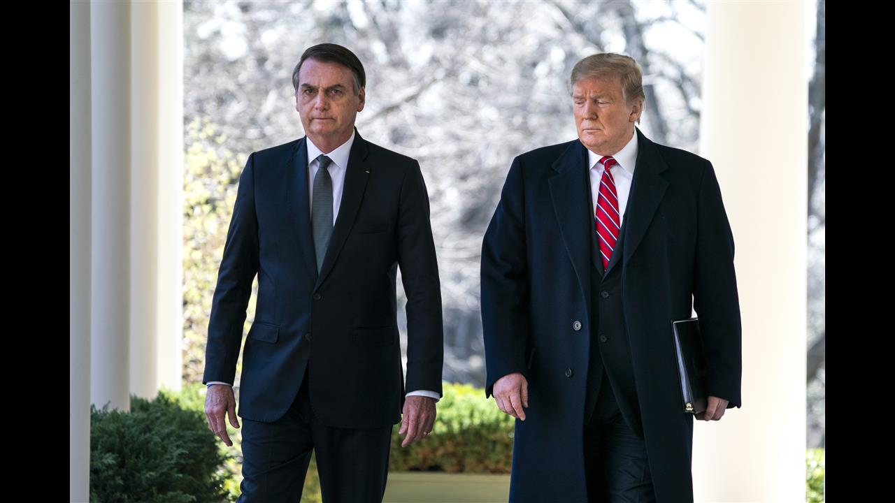 Trump Suggests U.S. Oversight of Venezuela Could Extend for Years