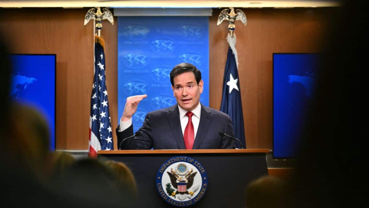 Rubio to Meet Danish Officials Amid Greenland Invasion Threats