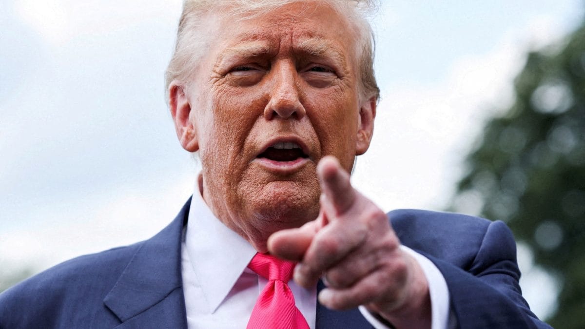 Trump Proposes Forceful Annexation of Greenland for U.S. Security