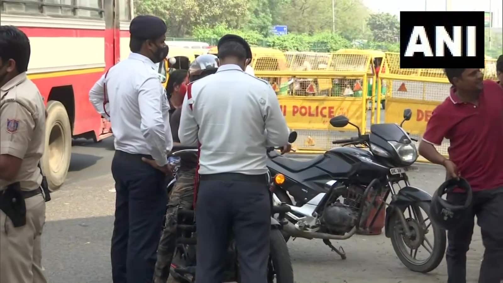 Delhi Cracks Down on Wrong-Side Driving with FIRs