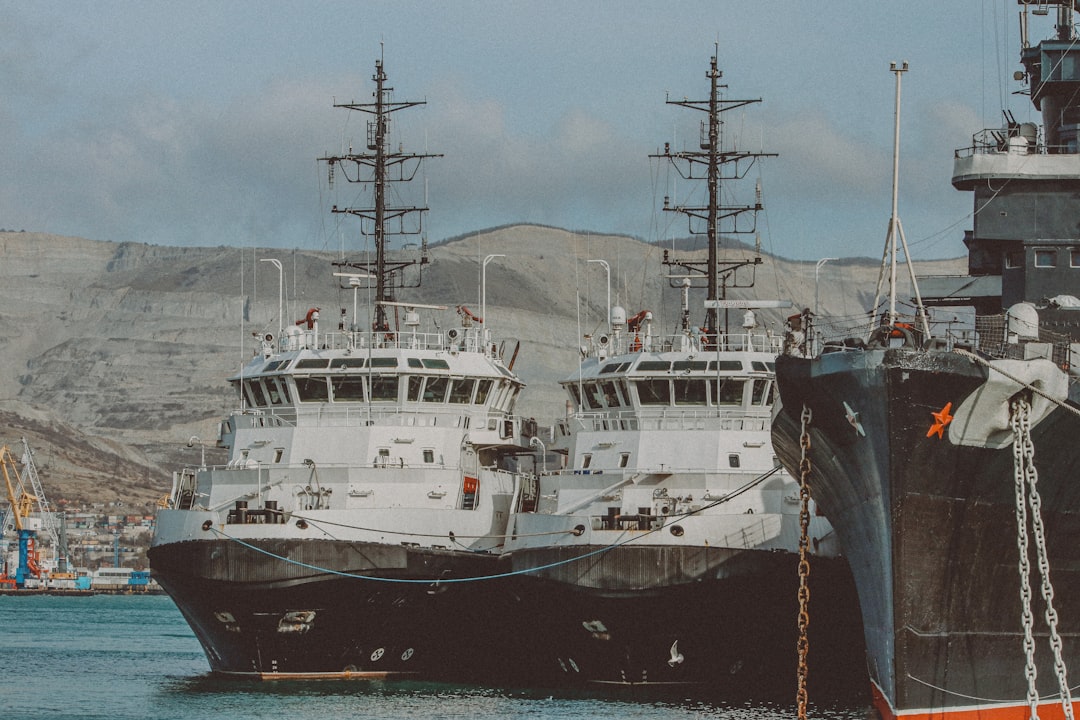 India Seizes Three US-Sanctioned Ships Linked to Iran Near Mumbai