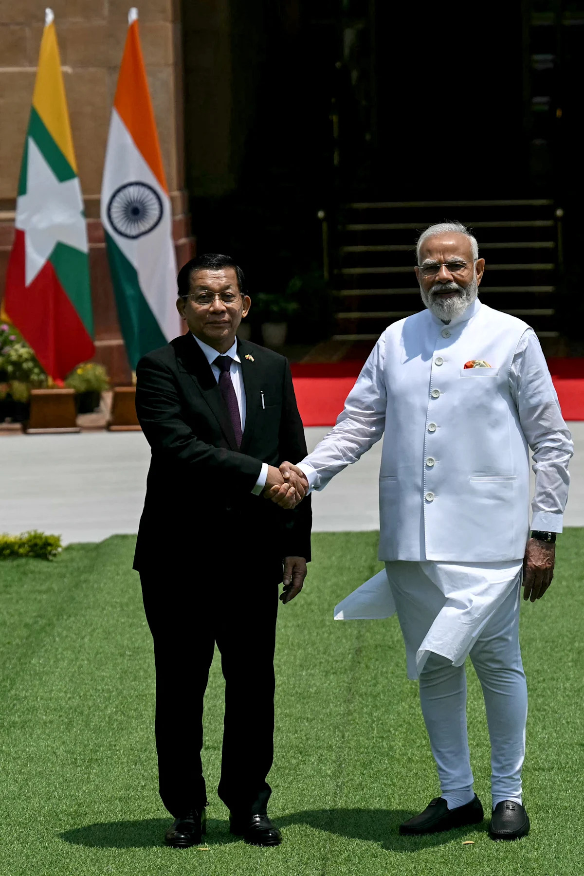 Indian PM Modi meets Myanmar military gov’t leader in New Delhi