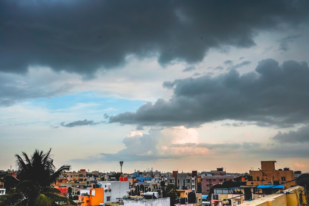 BENGALURU: 10 Dead as Hailstorm and Heavy Winds Devastate City