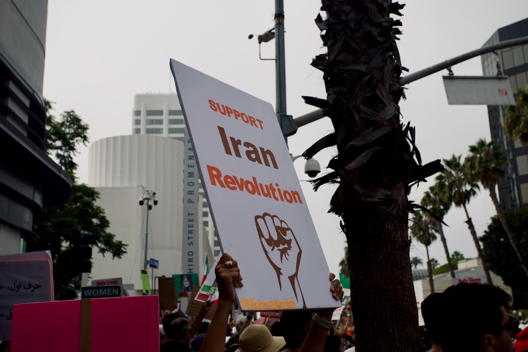 Trump Confident About Iran Deal Amidst Pakistan-Led Peace Efforts