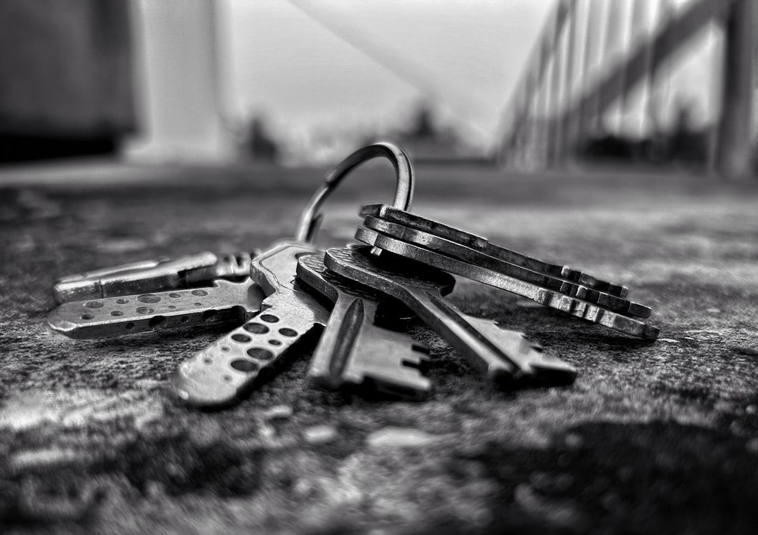 Iran Mocks Trump Over Strait of Hormuz Warnings