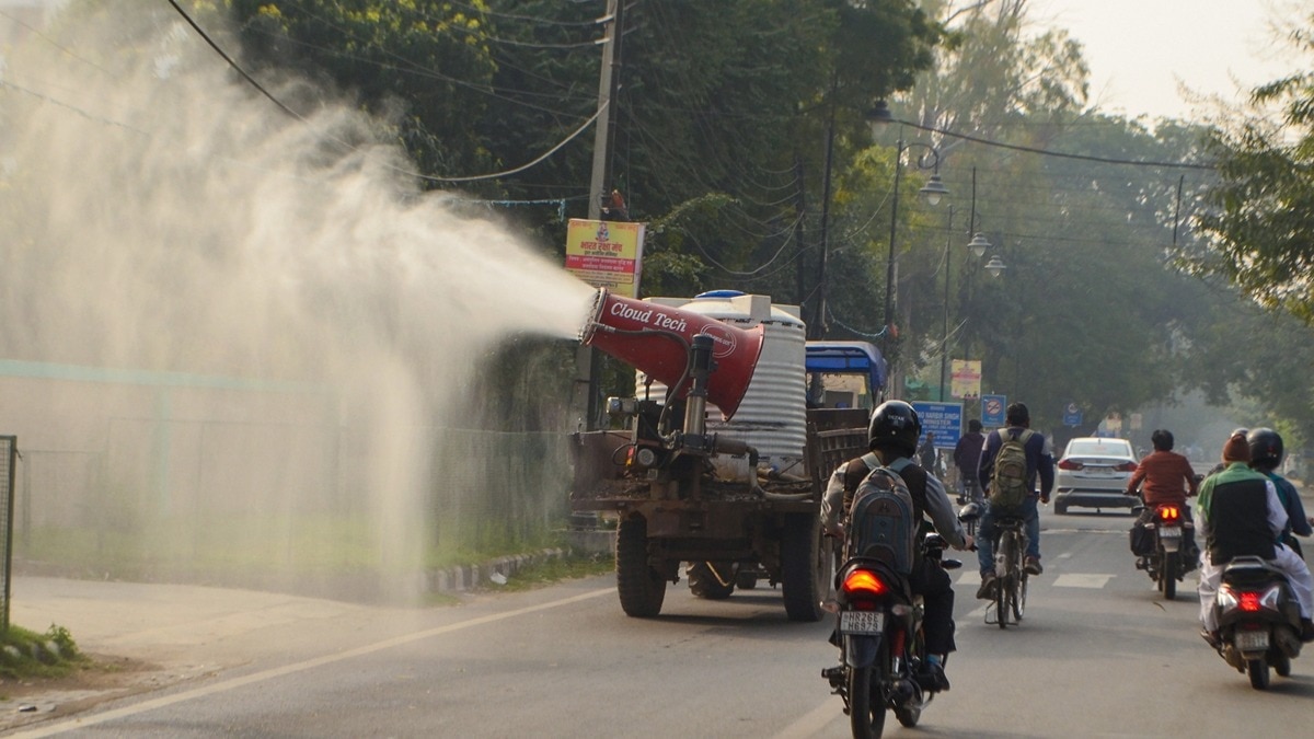 India Braces for Cold Wave as Western Disturbance Shifts East