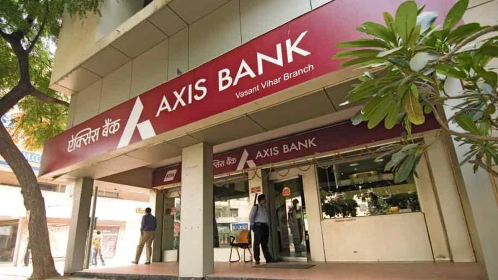 India’s Axis Bank Picks 26 Stocks Ahead of 2026 Budget Announcement