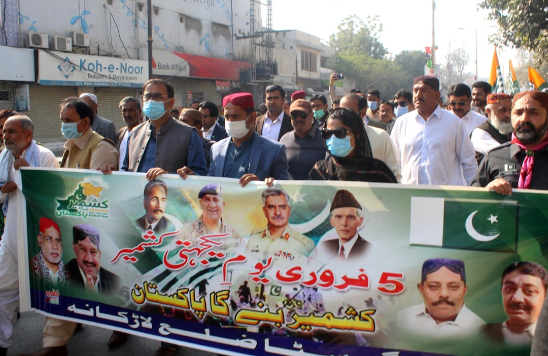 Trump Cancels Pakistan Envoy Trip, Asserts US Dominance in Iran Talks