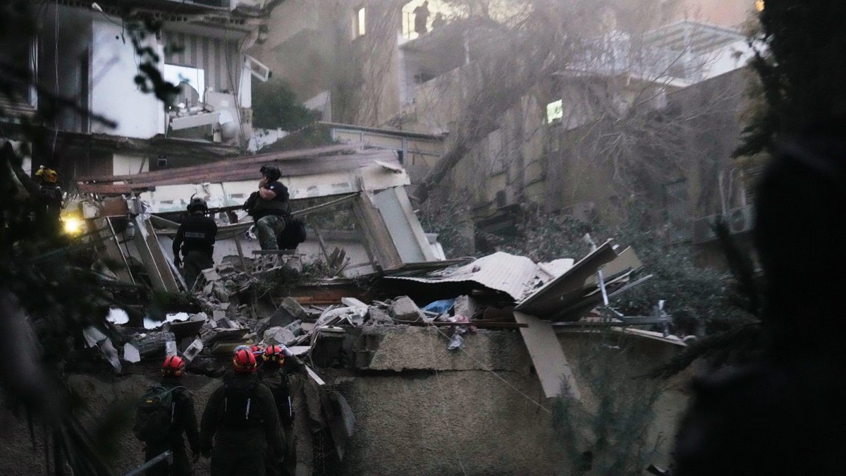 Iran Rejects Ceasefire as Tensions with USA Escalate