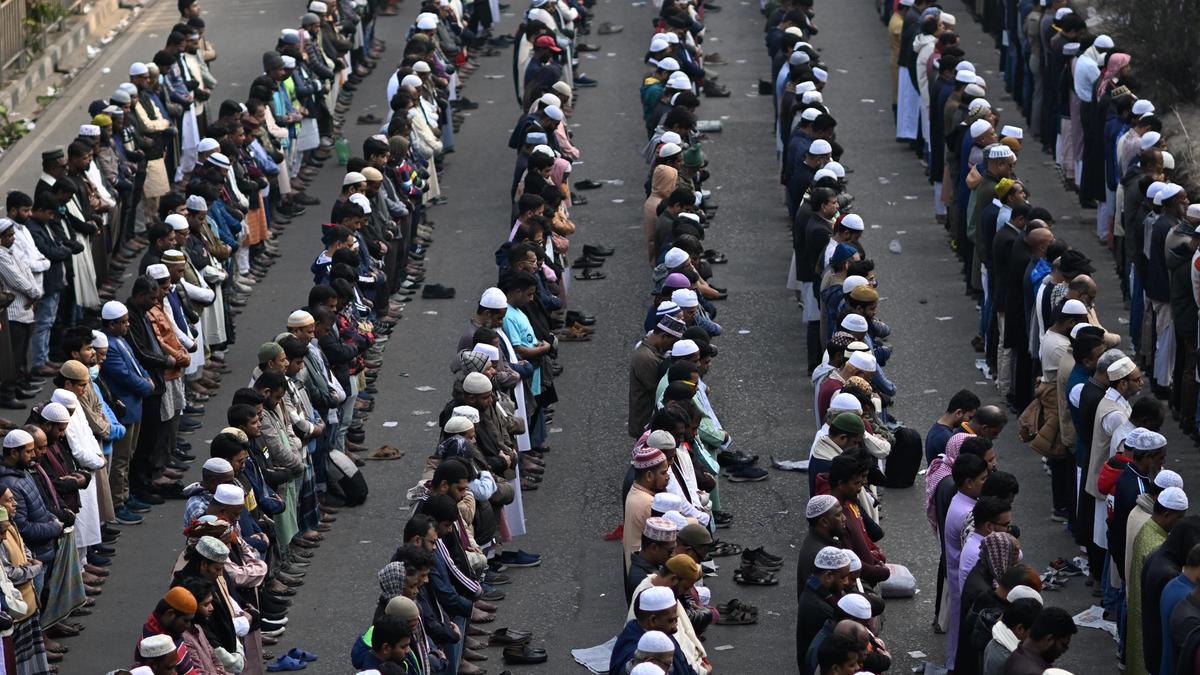 Top news of the day: Former Bangladesh PM Khaleda Zia laid to rest; Centre freezes Vodafone Idea’s AGR dues for five years, and more